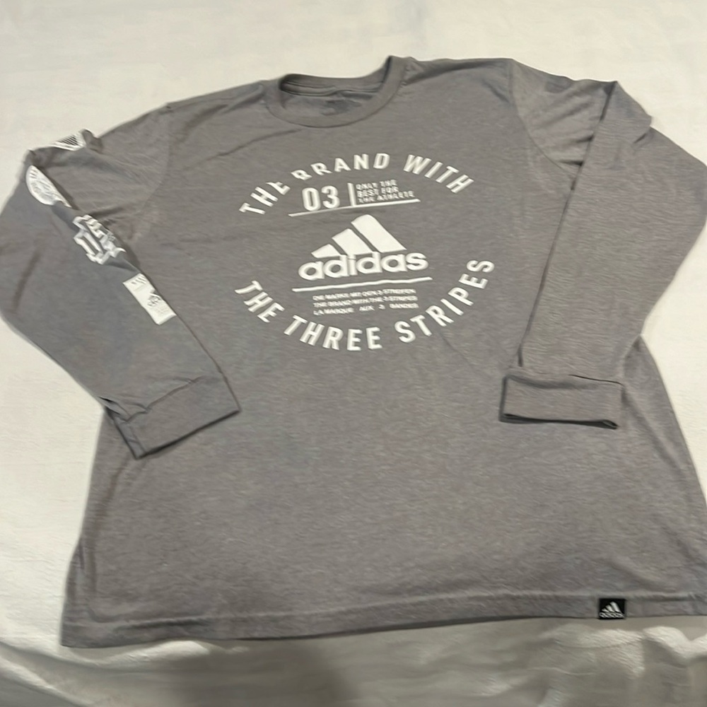 Under armor, long sleeve grey top - Picture 1 of 4